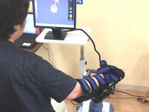 上肢機能訓練ロボットReoGo-J